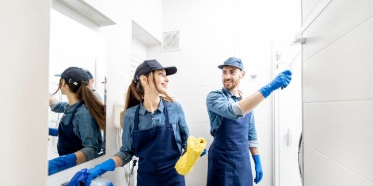 How can you find the best professional cleaning service for your office?